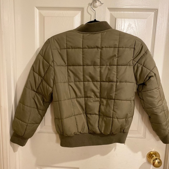Stella McCartney Kids Green Puffer Bomber Jacket - Picture 2 of 7